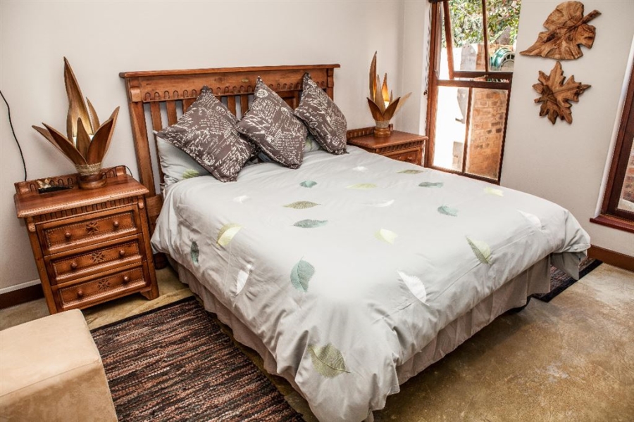 3 Bedroom Property for Sale in The Coves North West